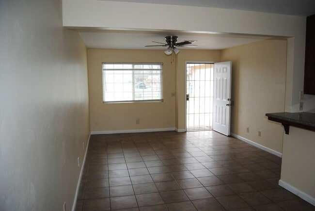 Photo - 520 Delfino Ln