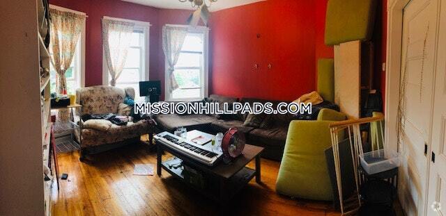 Building Photo - 16 Fisher Ave Unit 3 Rental