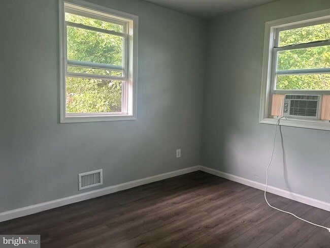 Building Photo - 1205 Drum Ave Rental