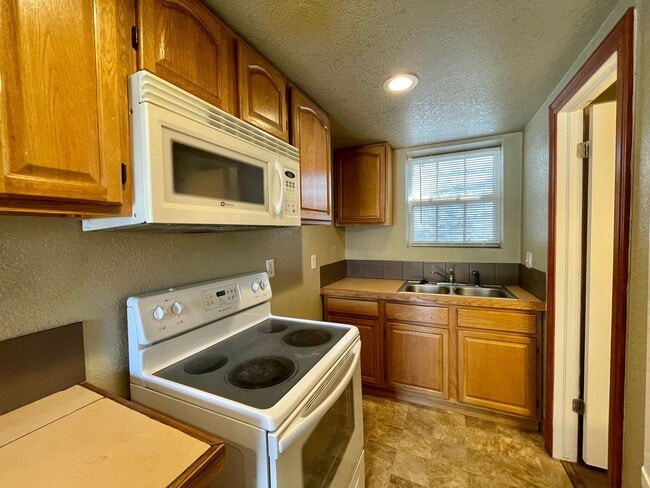 Photo - 1130 13th St Unit 1