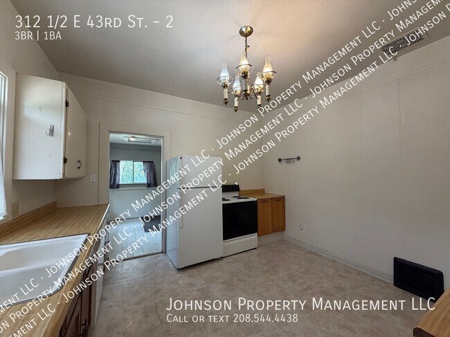 312 1/2 E 43rd St.-2