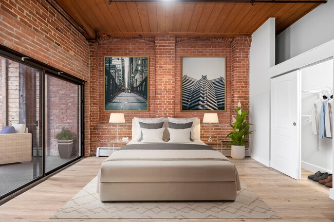 Photo - Stockbridge Court