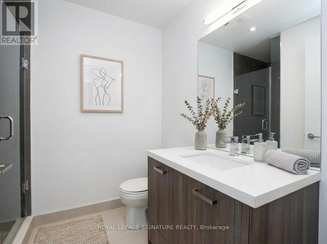 Photo - 608 Richmond St W Unit 514