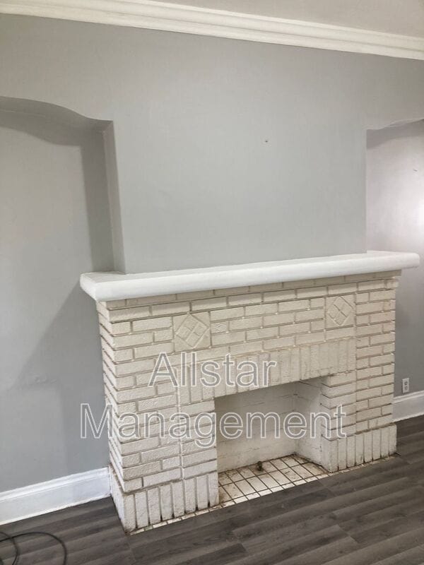 Photo - 3646 E 149th St Unit #2