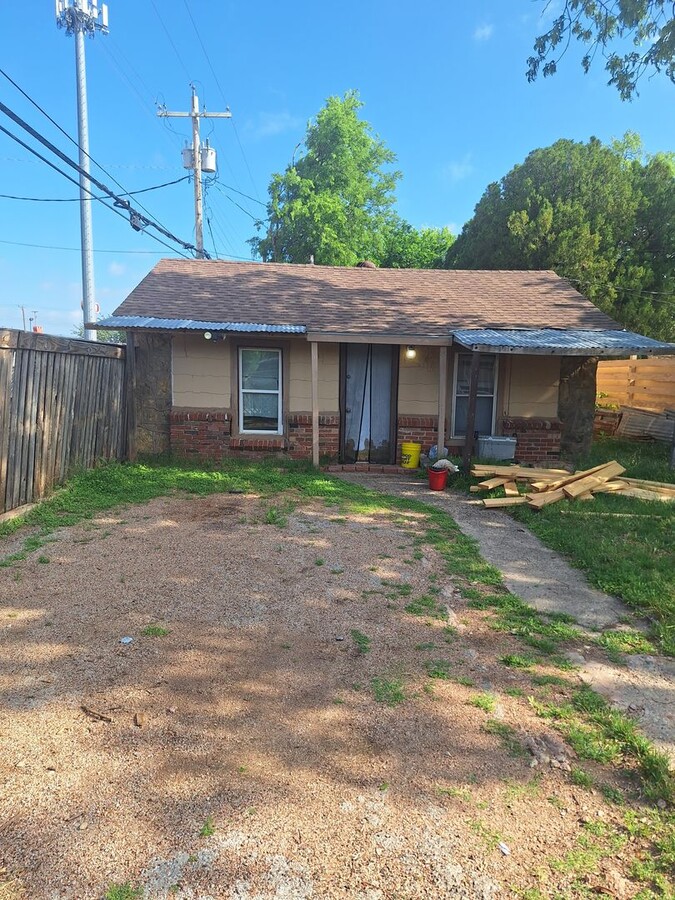 1 bedroom, 1 bath - 1 bedroom, 1 bath