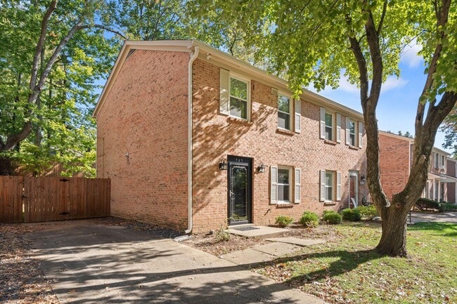 Photo - 747 Spring Meadows Dr