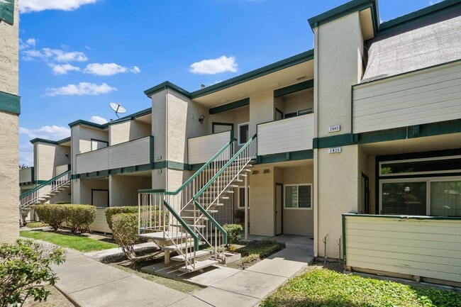 Building Photo - 2936 Flint St Unit 106 Rental
