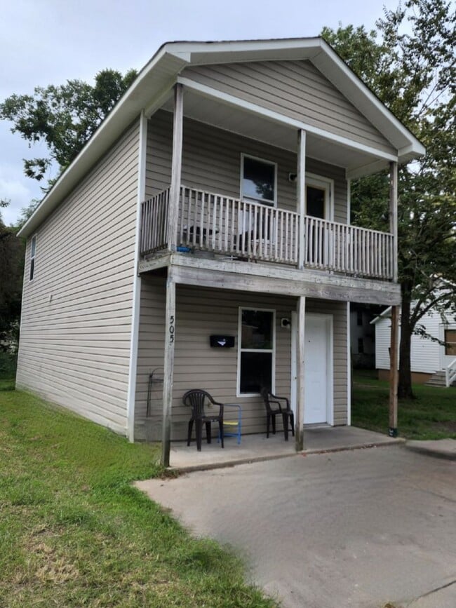 Photo - Great Two Story Home In Town