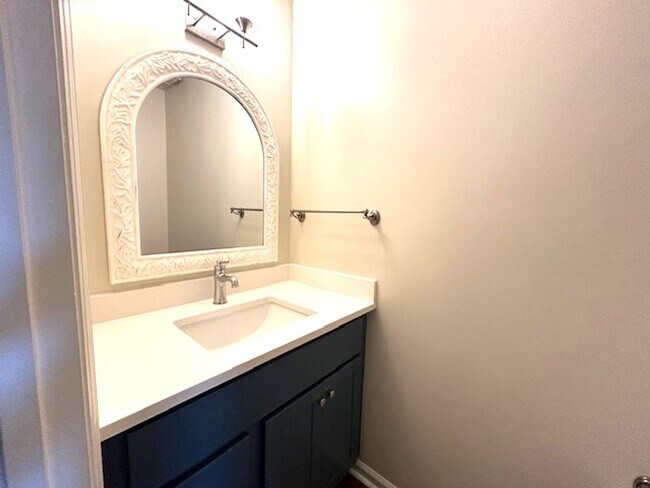 Photo - 144 McMurray Cir