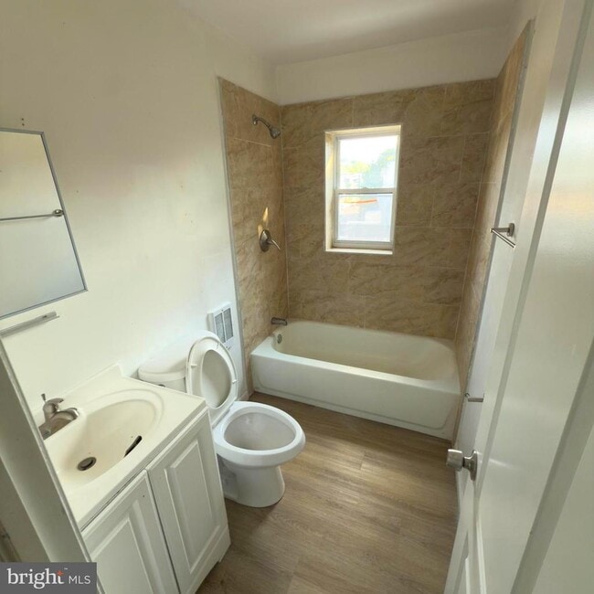 Photo - 849 E Chelten Ave Unidad 5