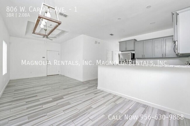 806 W Carmel Ave Unidad 1