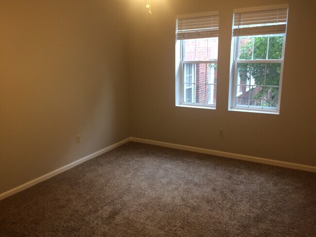 BR - 1813 Key Blvd Unit 535