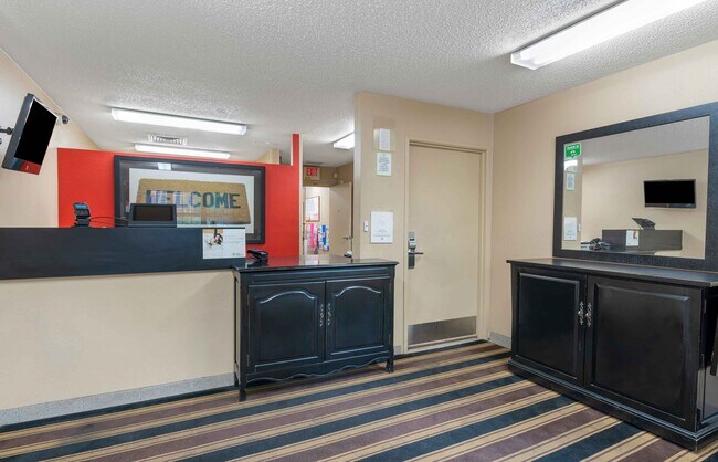 Furnished Studio-Cincinnati - Springdale - I-275