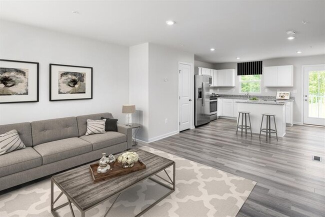 Photo - 417 Harmony Hill Trl