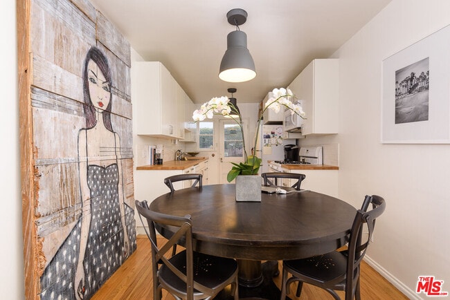 Photo - 11421 Burnham St