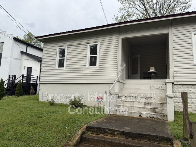 Photo - 1034 N Royal Ave