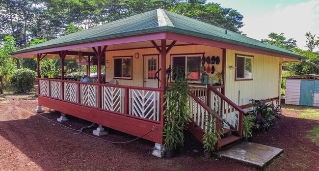 Building Photo - 15-1834 13th Ave Unit Ohana B