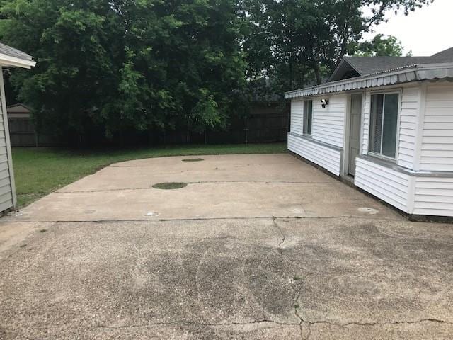 Photo - 212 Barry Ln