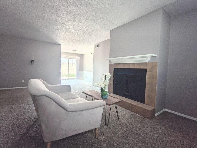 Photo - 11417 N May Ave