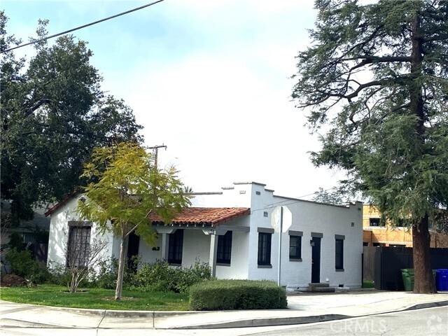 Building Photo - 291 N 6th Ave Rental