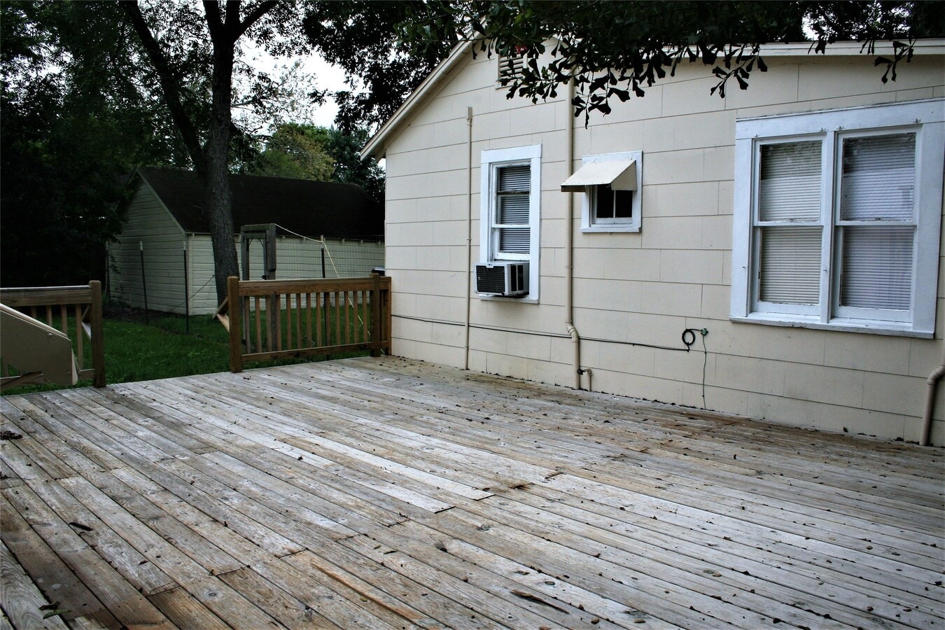 Photo - 6622 Church St