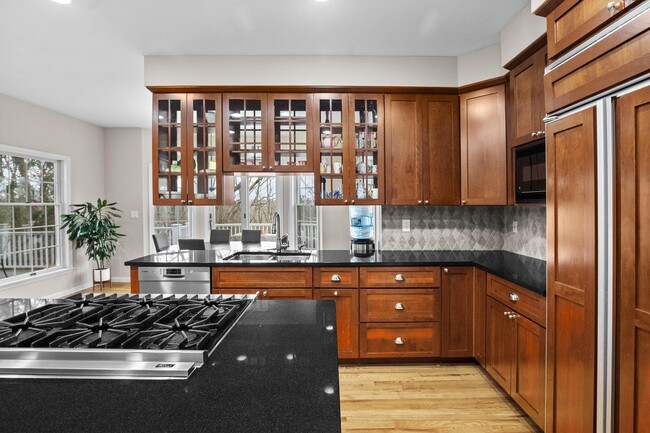 Photo - 105 Hardscrabble Lake Dr