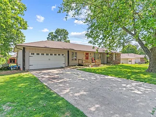 Photo - 2556 W Cardinal St