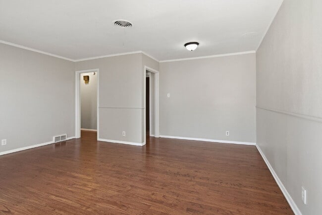 Photo - "Charming Home with an Expansive Backyard in a Convenient Fort Worth Location!"
