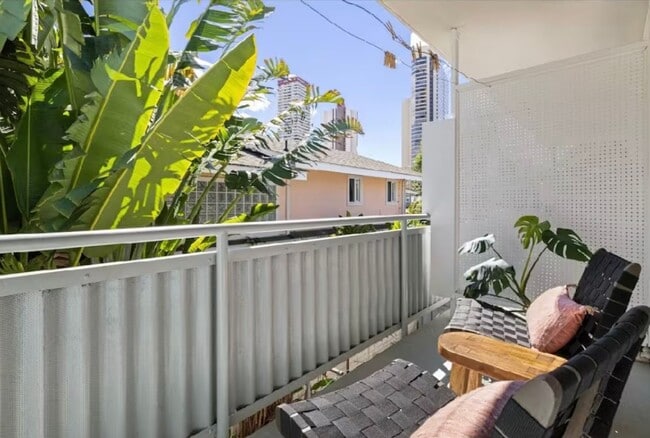 Building Photo - 2710 Kaaha St. Unit 2710 Kaaha St. - FURNISHED RENTAL