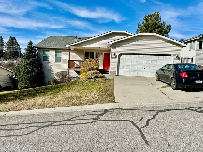 Building Photo - New on the market!