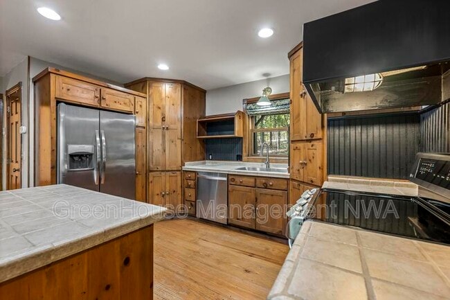 Photo - 8984 Falls Hollow Rd Casa