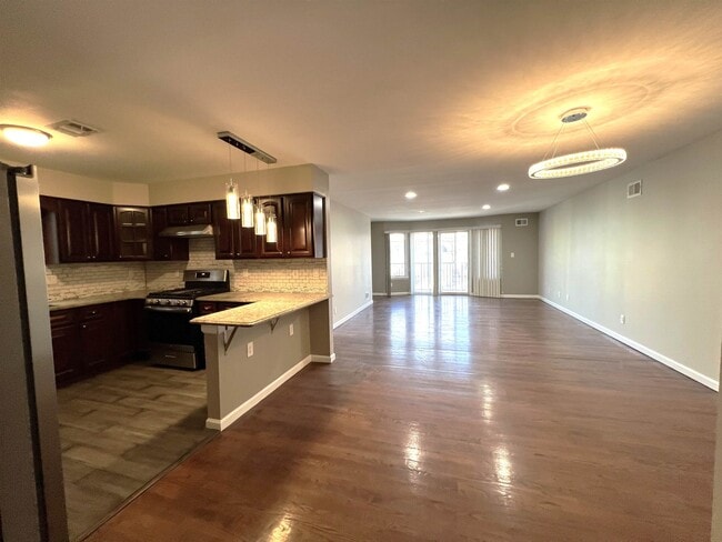 Photo - 25 Wallis Ave Unidad 1