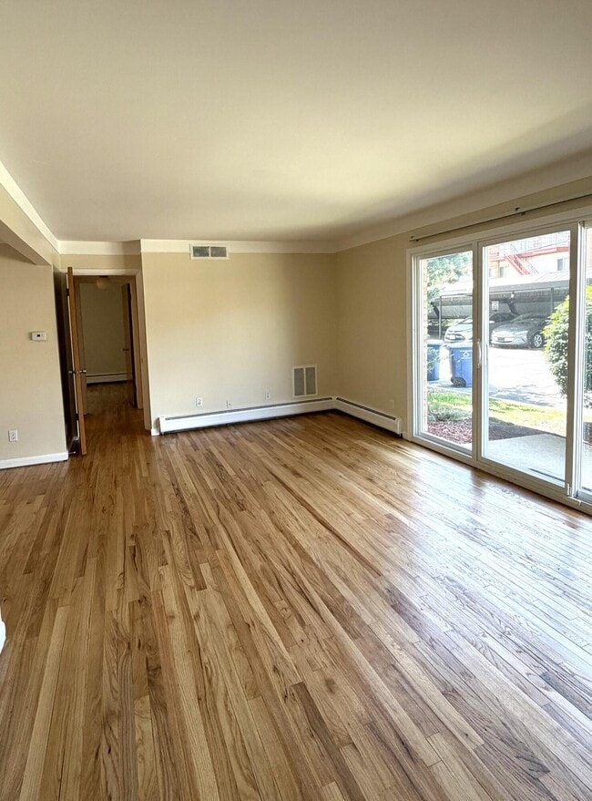 Photo - 1209 Island Dr Unit 104
