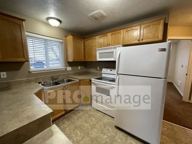 3733 E Deloy Dr Unit 3733 #2
