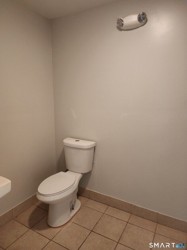 Photo - 625 North Ave Unit 2