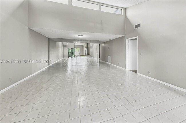 Photo - 381 Deer Creek Wildwood Ln E