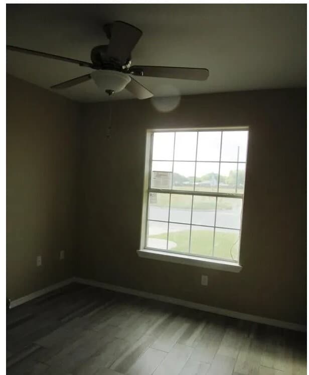 Photo - 9020 Empress Ln