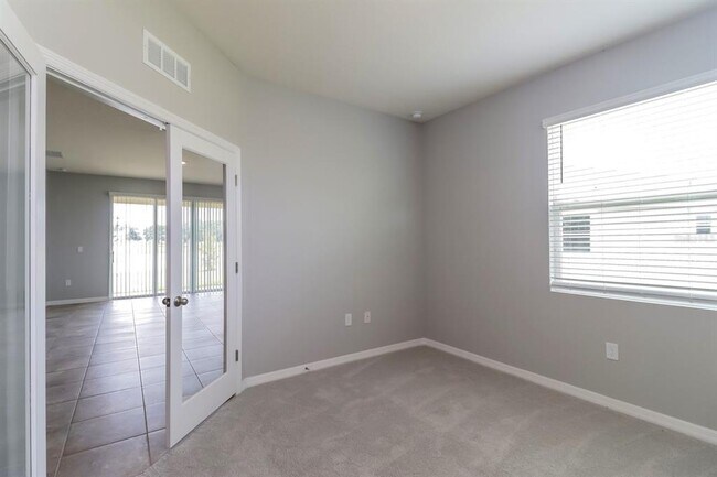 Photo - 31209 Mango Fade Wy