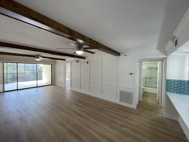 Photo - Blackburn Bay Condos Unit 303