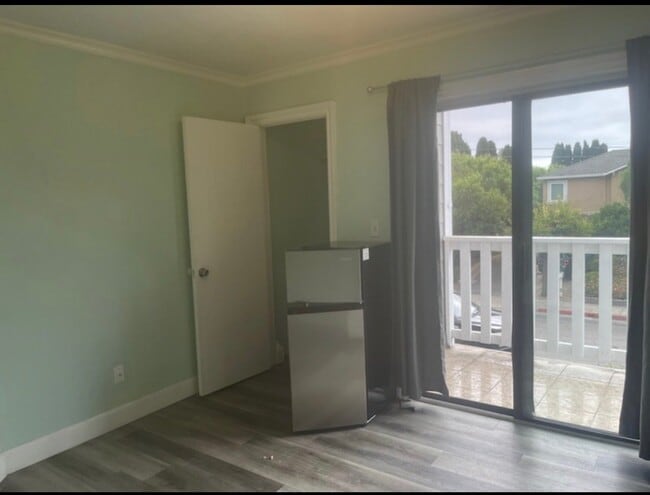 Photo - 1221 Beacon Ave