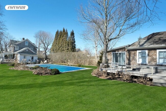 Photo - 35 Meeting House Ln