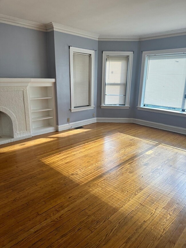 Photo - 7925 S Vernon Ave Unit 3