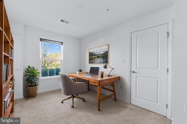 Photo - 5365 S Center Dr