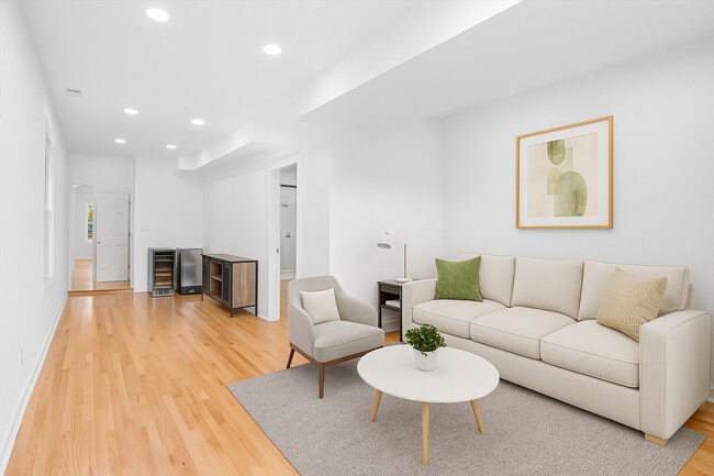 Photo - 2617 W Fullerton Ave