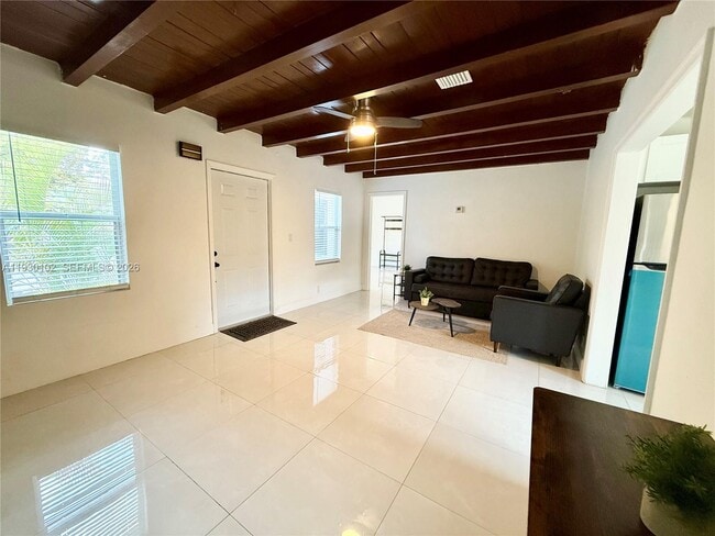 Photo - 684 NE 83rd Terrace