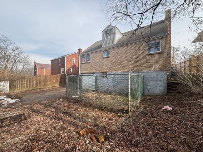 Photo - This is a Lease-to-Own – Not a typical rental.