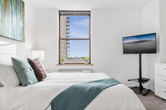 Photo - 330 River St Unidad SI ID1221067P