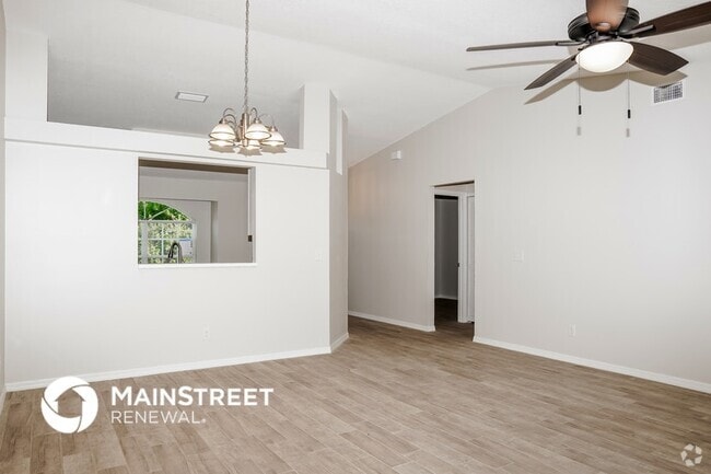Building Photo - 1722 Elmhurst Cir SE Rental