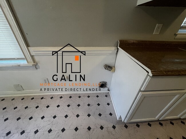 Photo - 418 W 55th St