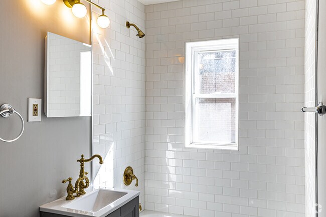 Estudio - 405 pies cuadrados - The Holmes